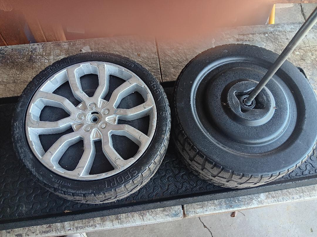 1X TIRE FOR THE RANGE ROVER SUV RIDE ON FOR KIDS