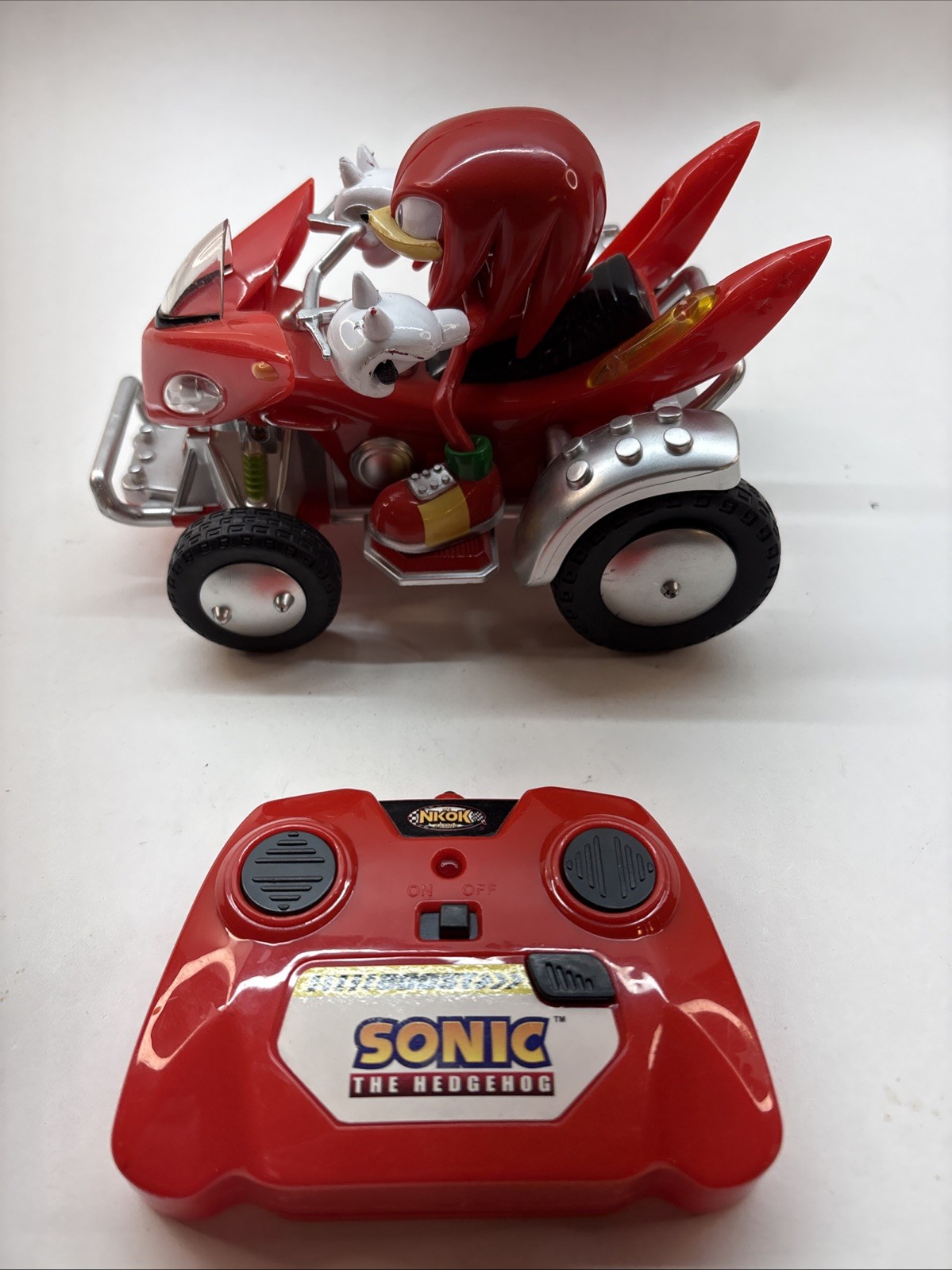 Sonic Knuckles ATV R/C (With Lights), for All Ages Remote Control Car