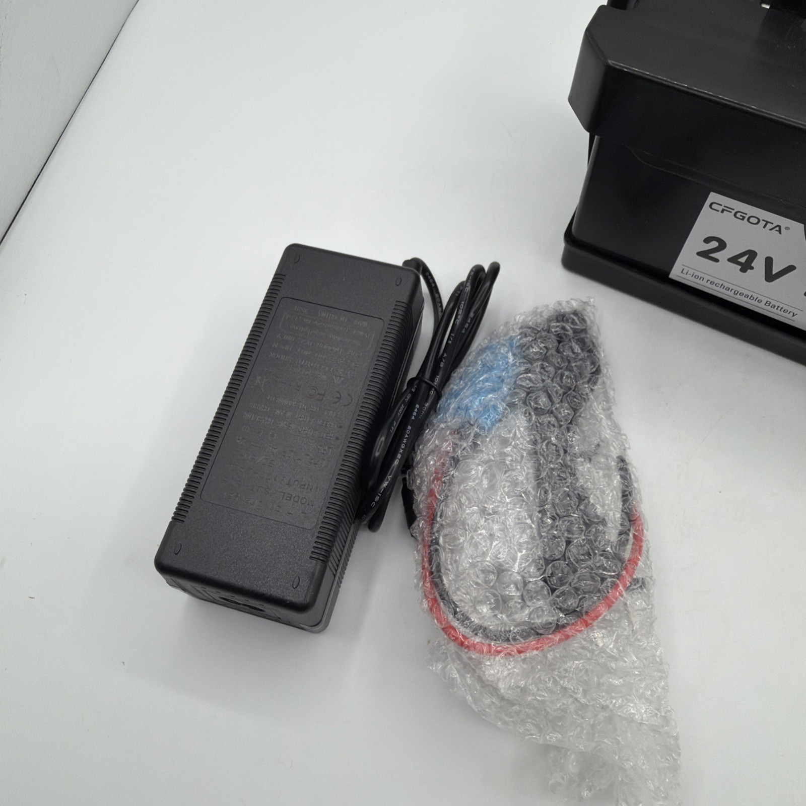 24V 10Ah Lithium Battery for Ride-On Cars & Toys, Compatible with Dynacraft Real