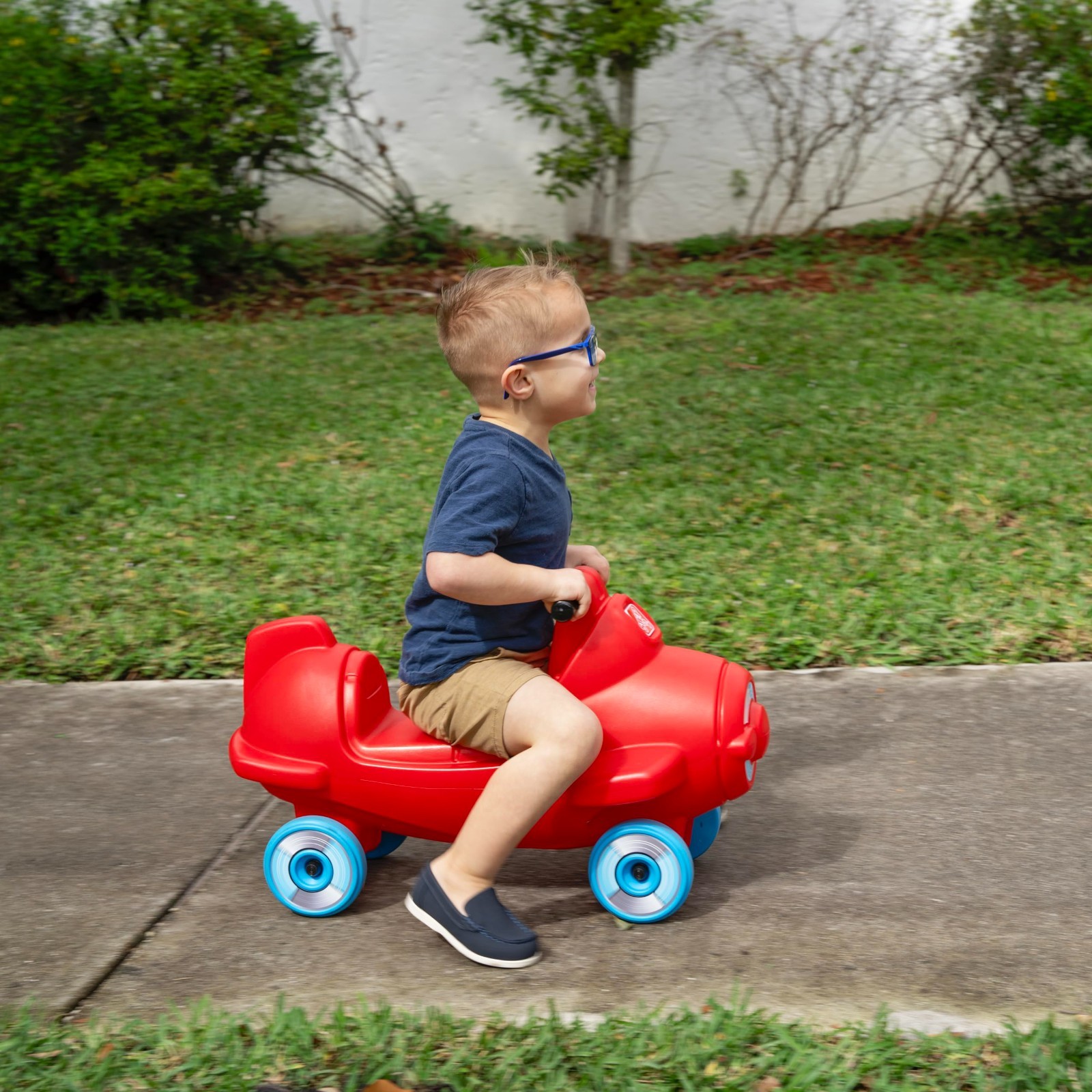 Kids Push Car Ride-On Toy, Foot-Powered 4-Wheel Balance Trainer, Durable Plastic