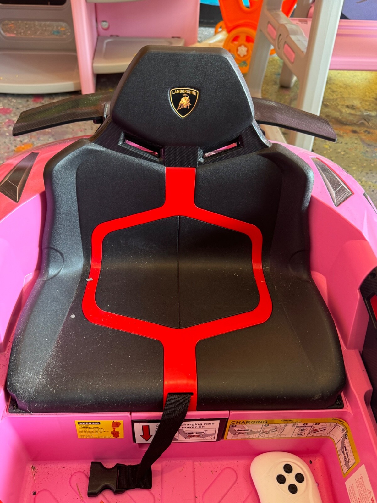 Pink Liscensed 12V Lamborghini Aventador Kids Car. Lightly Used, Battery Powered