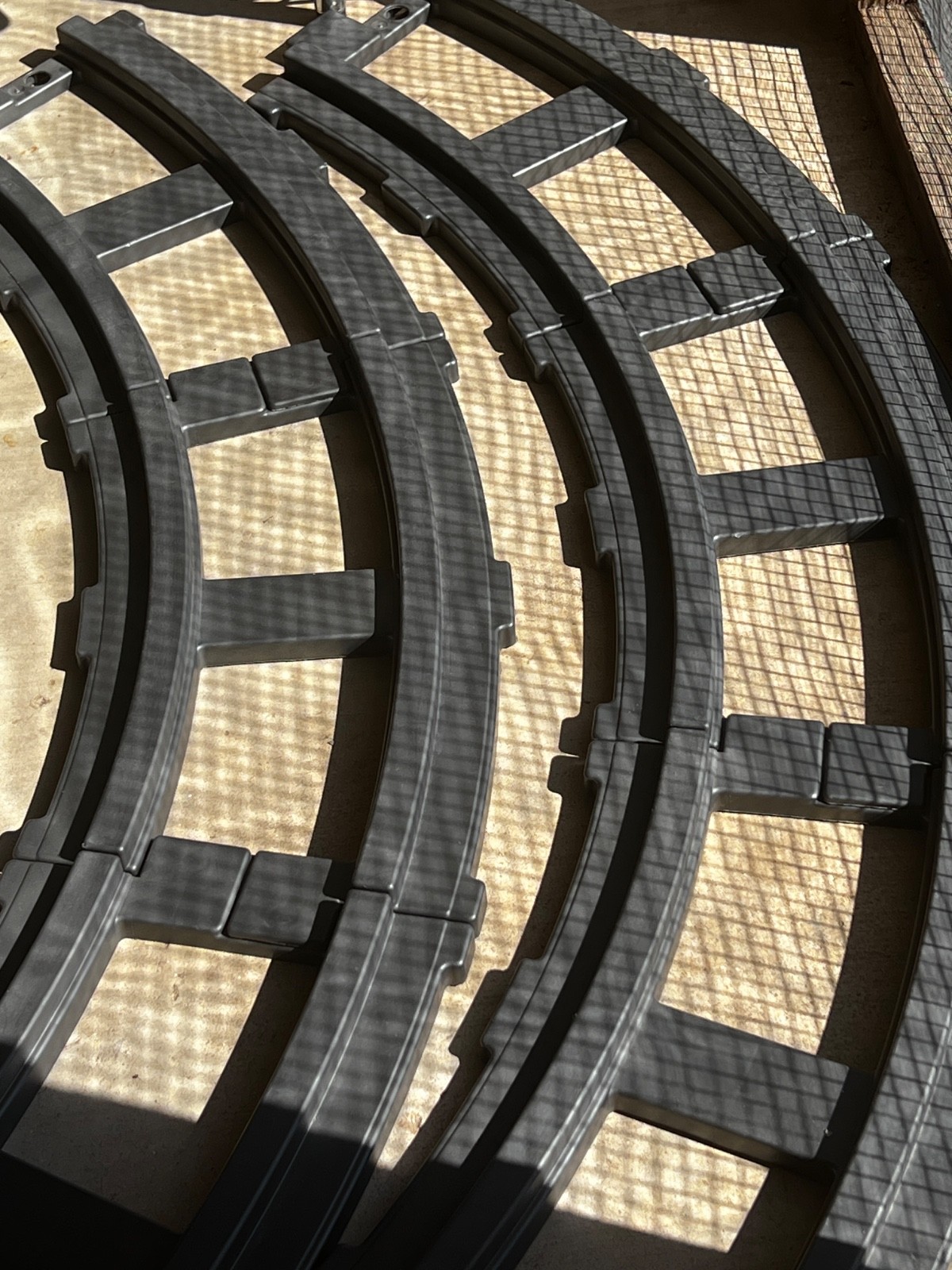 Peg Perego Train Track Set (12) numbered Curved Sections – Thomas, Santa Fe