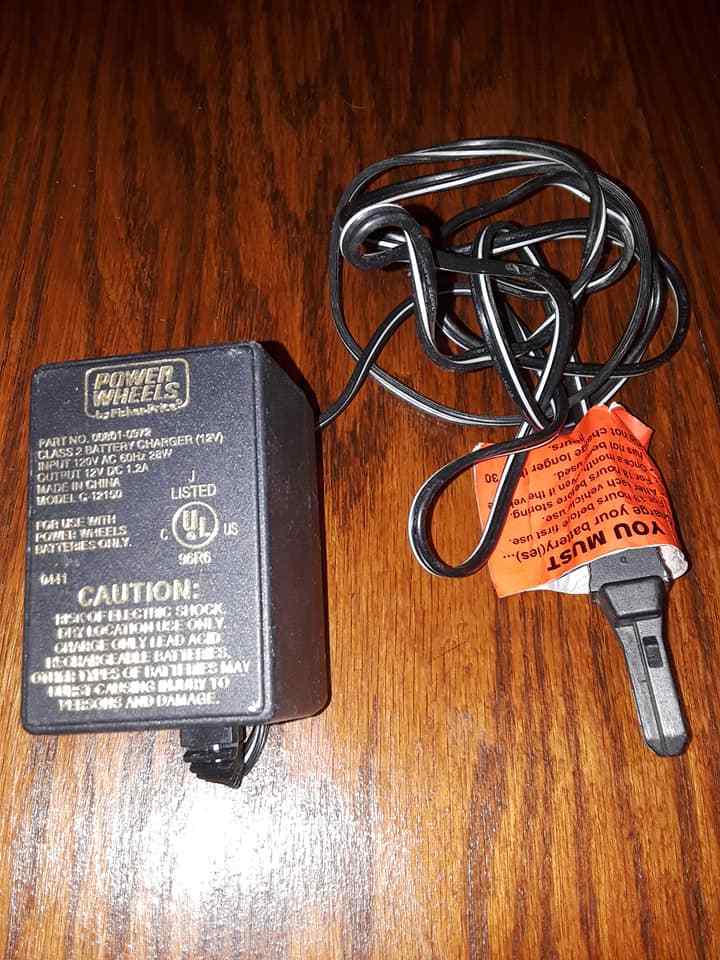 Power Wheels 12V dc 1.2A Class II Battery Charger Model C-1215O – No 00801-0972