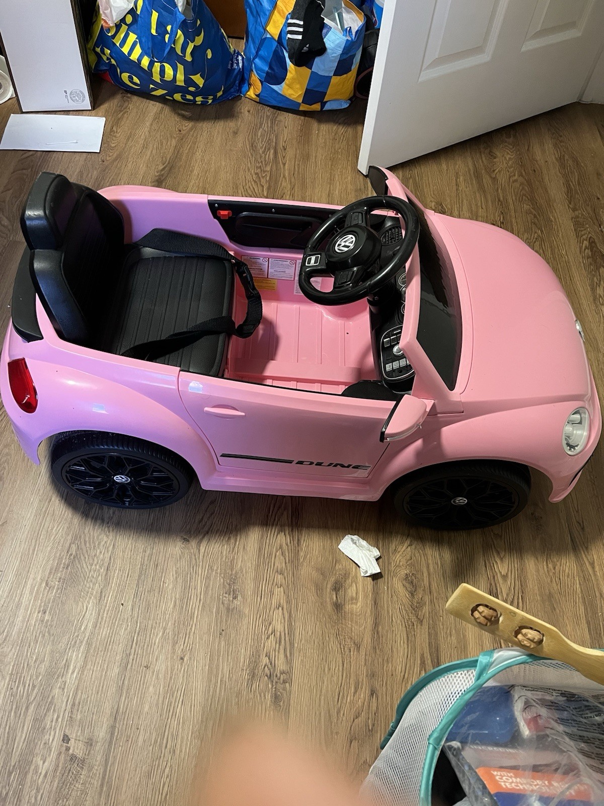 Best Choice Products 12-Volt Ride On Sports Car – Pink