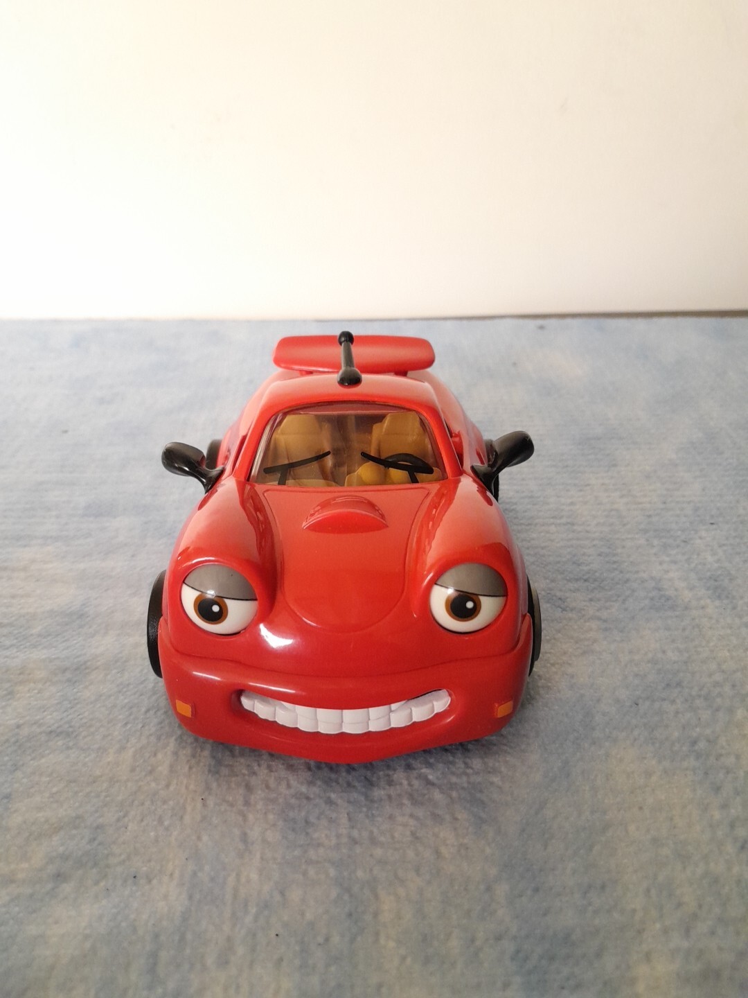 The Chevron CARS. Tony Turbo. Features Eyes move side to side & doors Swing…
