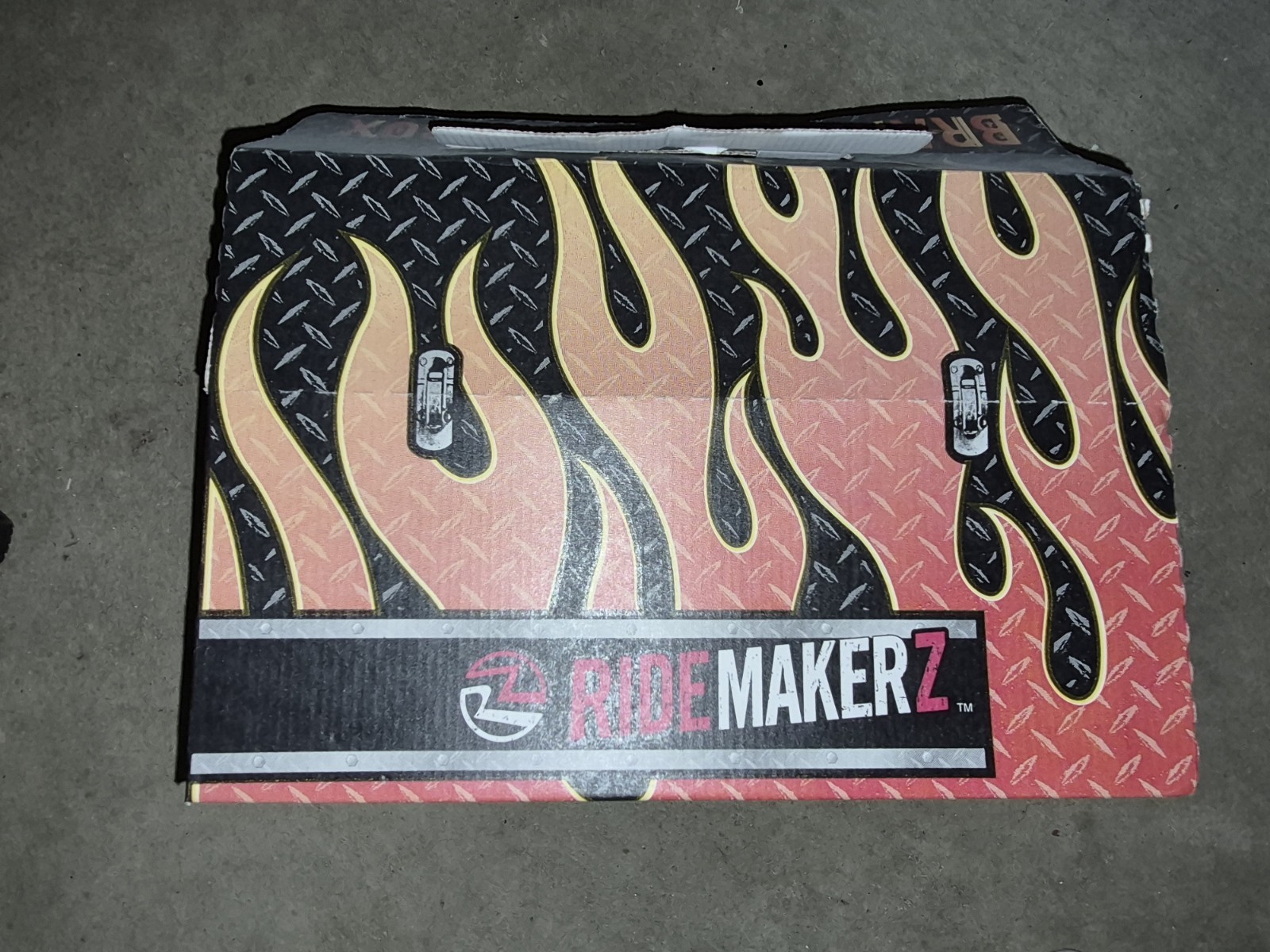 Ride MAKERZ CORVETTE YELLOW