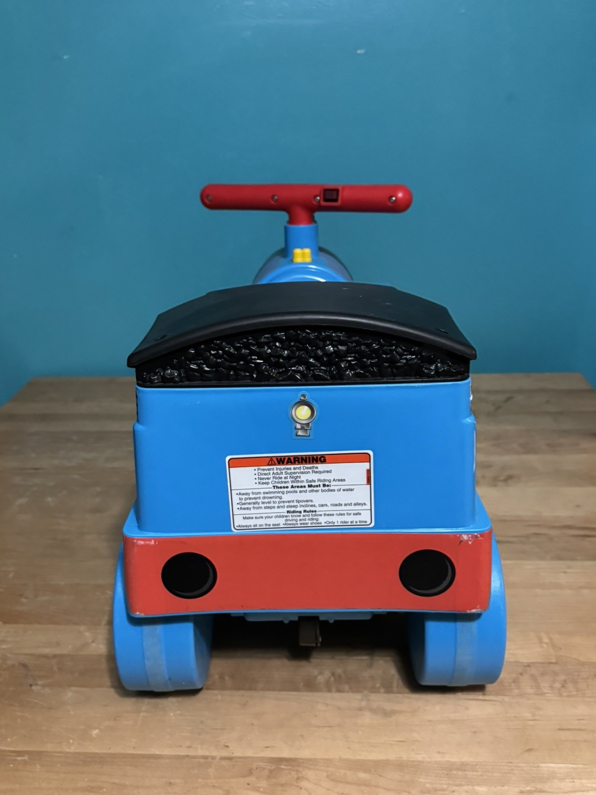 Thomas and Friends 6V Ride-On Train with Track Fisher-Price Power Wheels