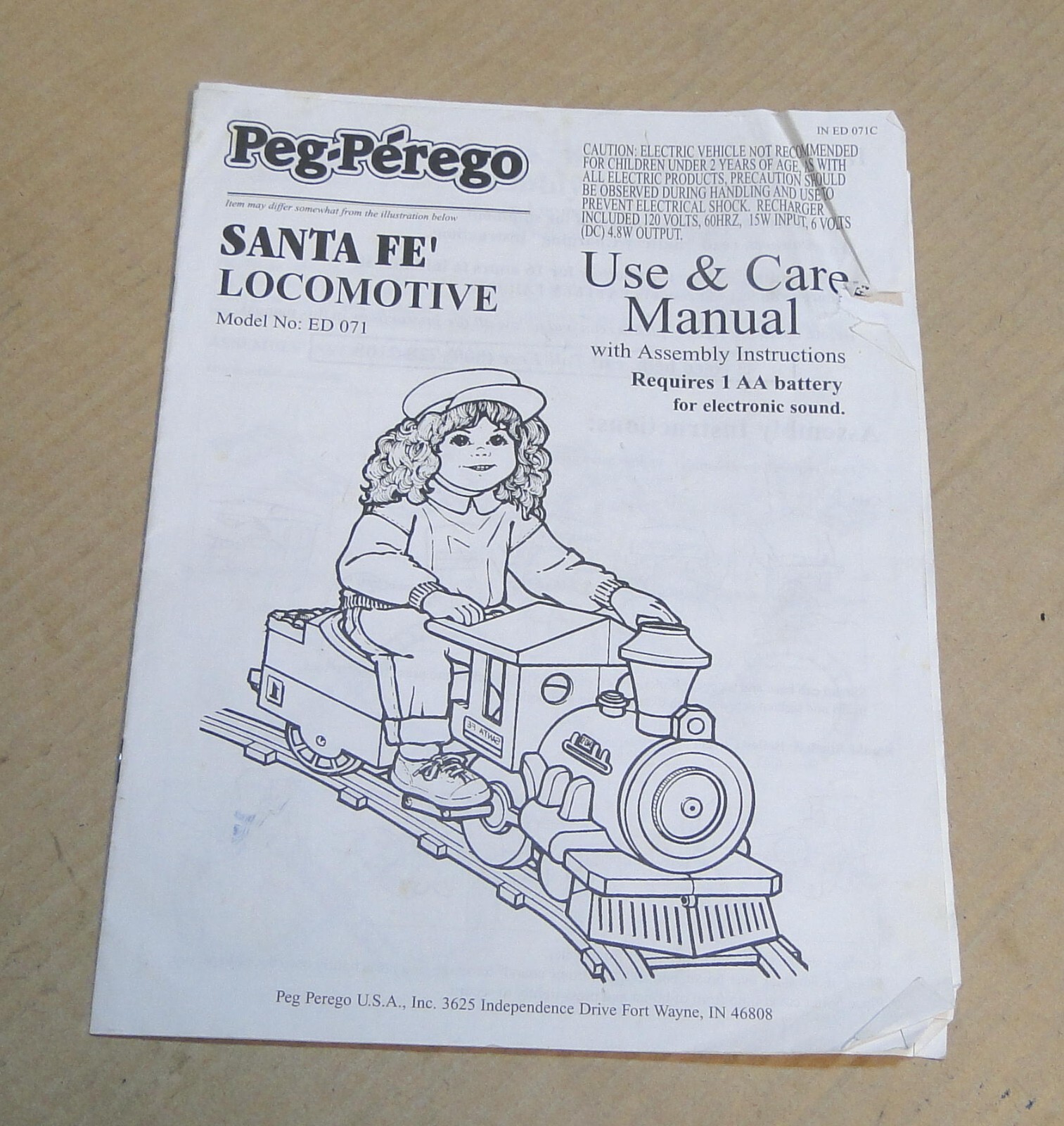 Peg-Perego Santa Fe Locomotive Model No. ED 071 Use & Care Manual