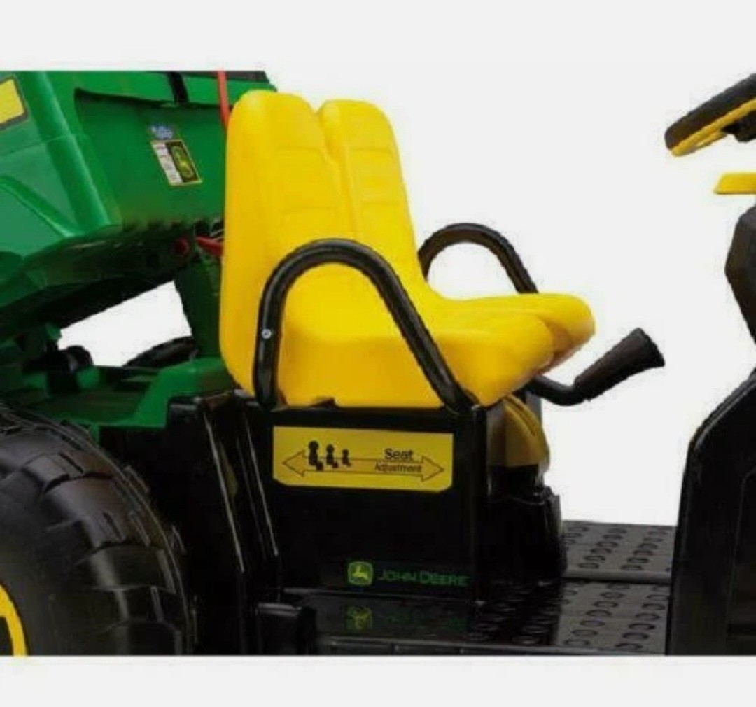 Peg Perego John Deere Gator XUV 12-volt Battery-Powered Ride-On Tractor / Truck