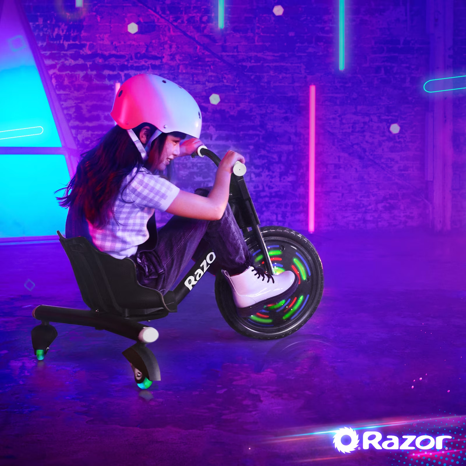Kids Ride On Toy 3 Wheeled Drift Trike Bicycle LED Lights 360 Degree Spinning