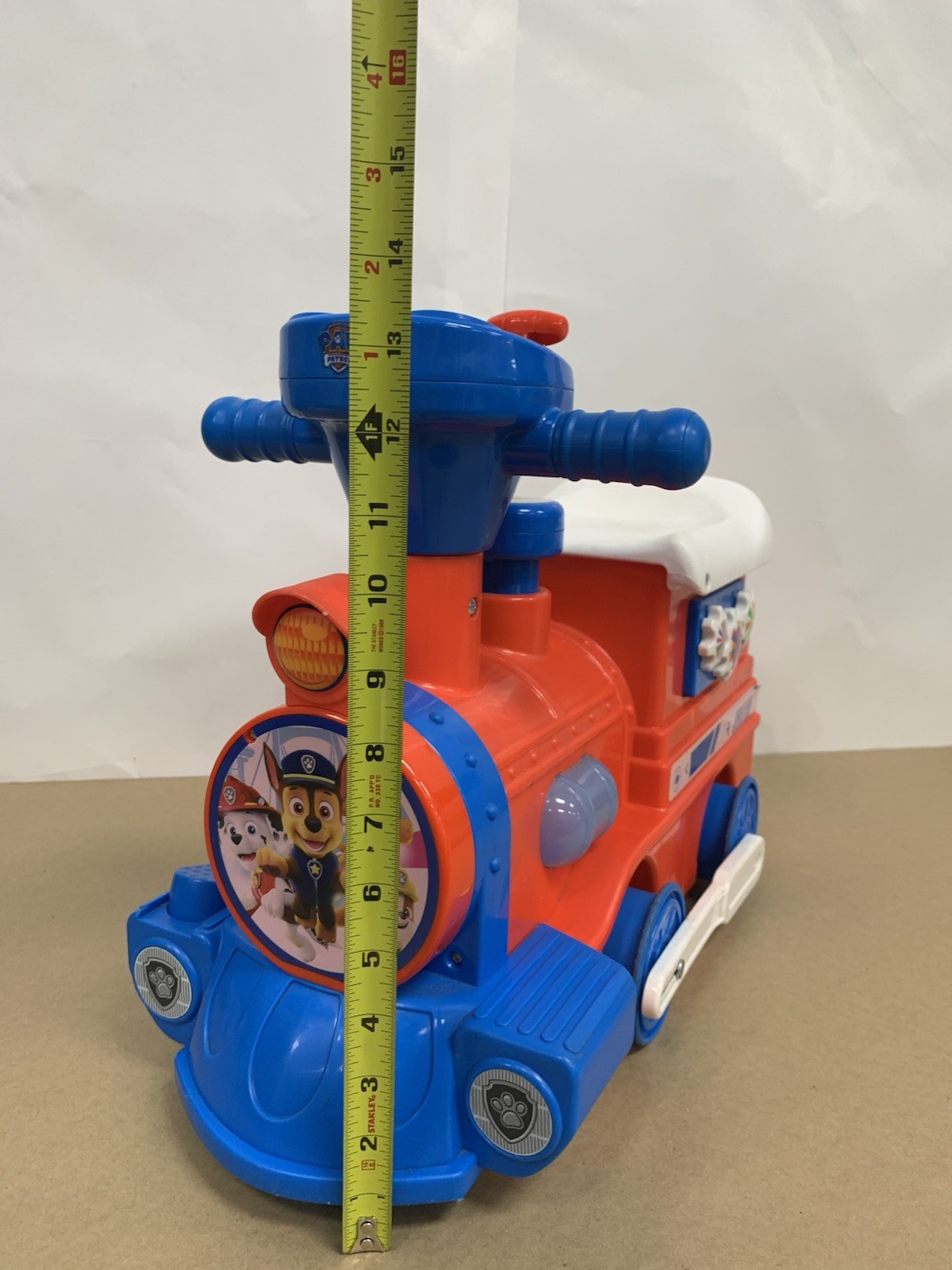 Retired Paw Patrol 6-Volt Powered Ride On Train Locomotive Caboose Tracks