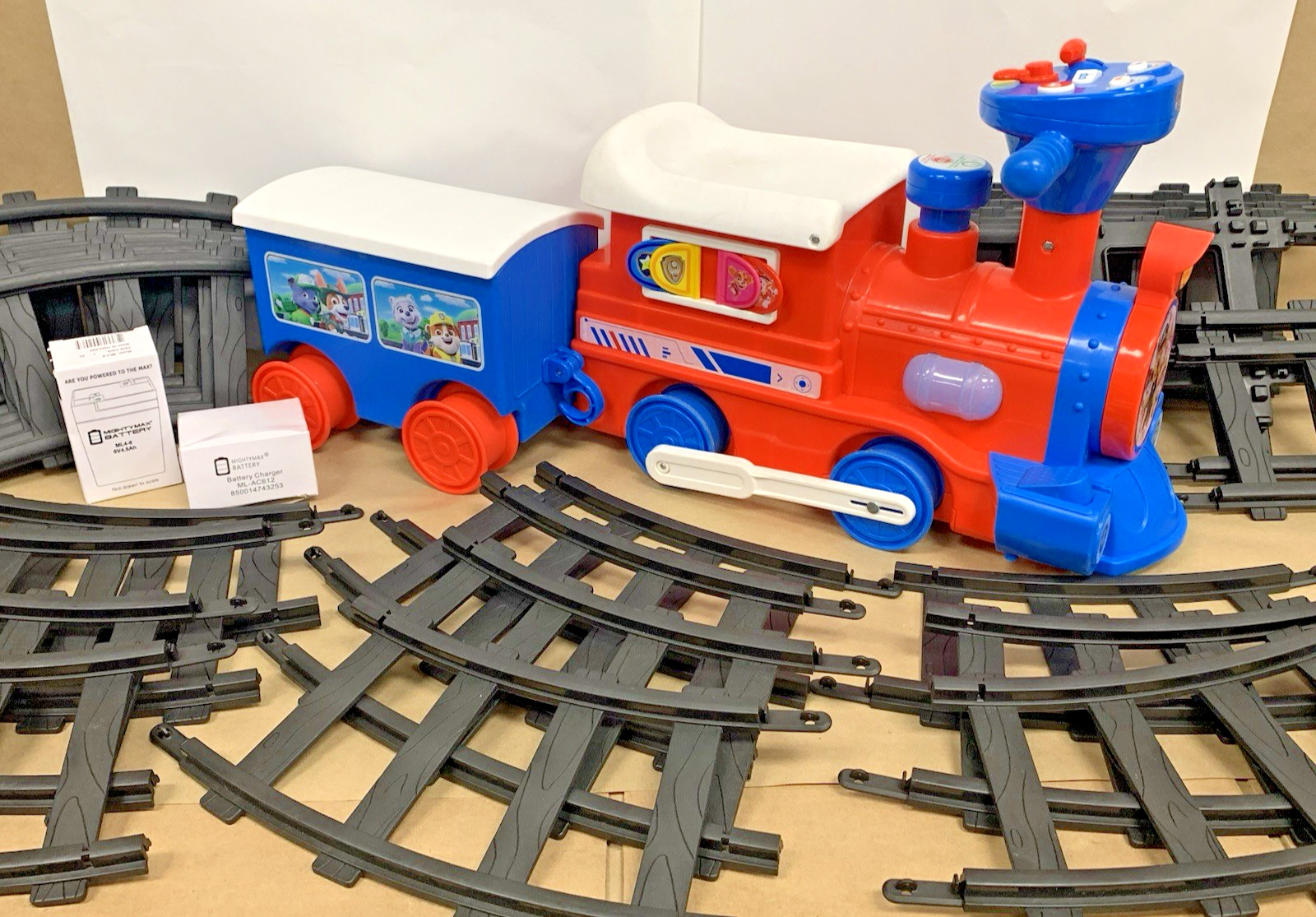 Retired Paw Patrol 6-Volt Powered Ride On Train Locomotive Caboose Tracks