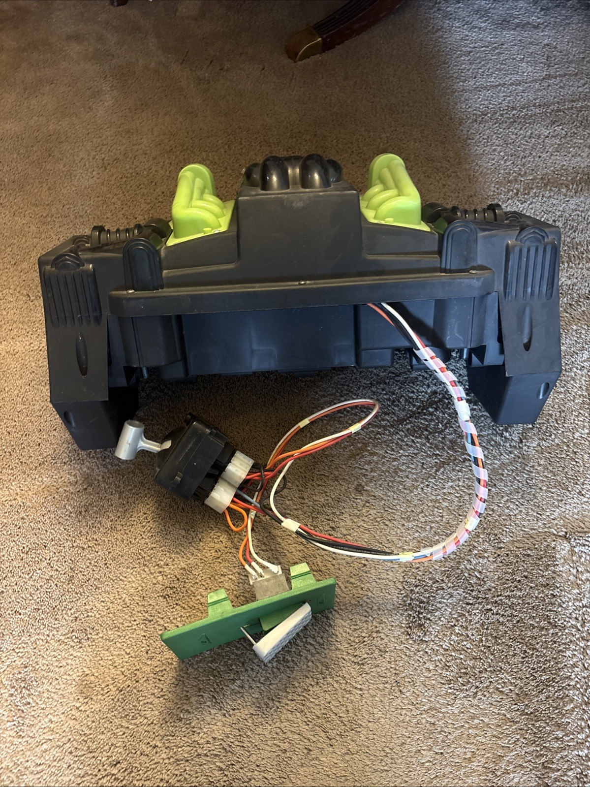 Fisher Price Power Wheels DUNE RACER EXTREME gearbox Motor With battery Housing
