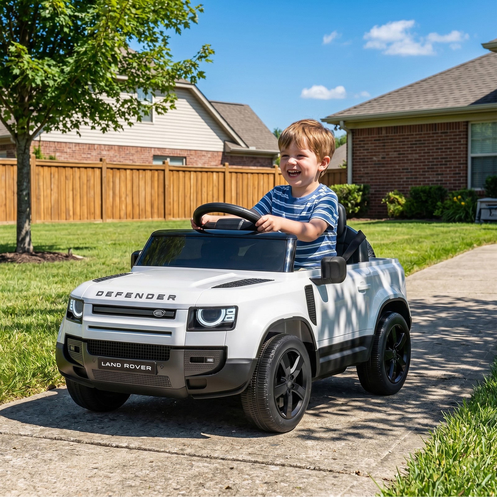 Qaba 12V Ride on Car Licensed Land Rover with Suspension & Remote, White