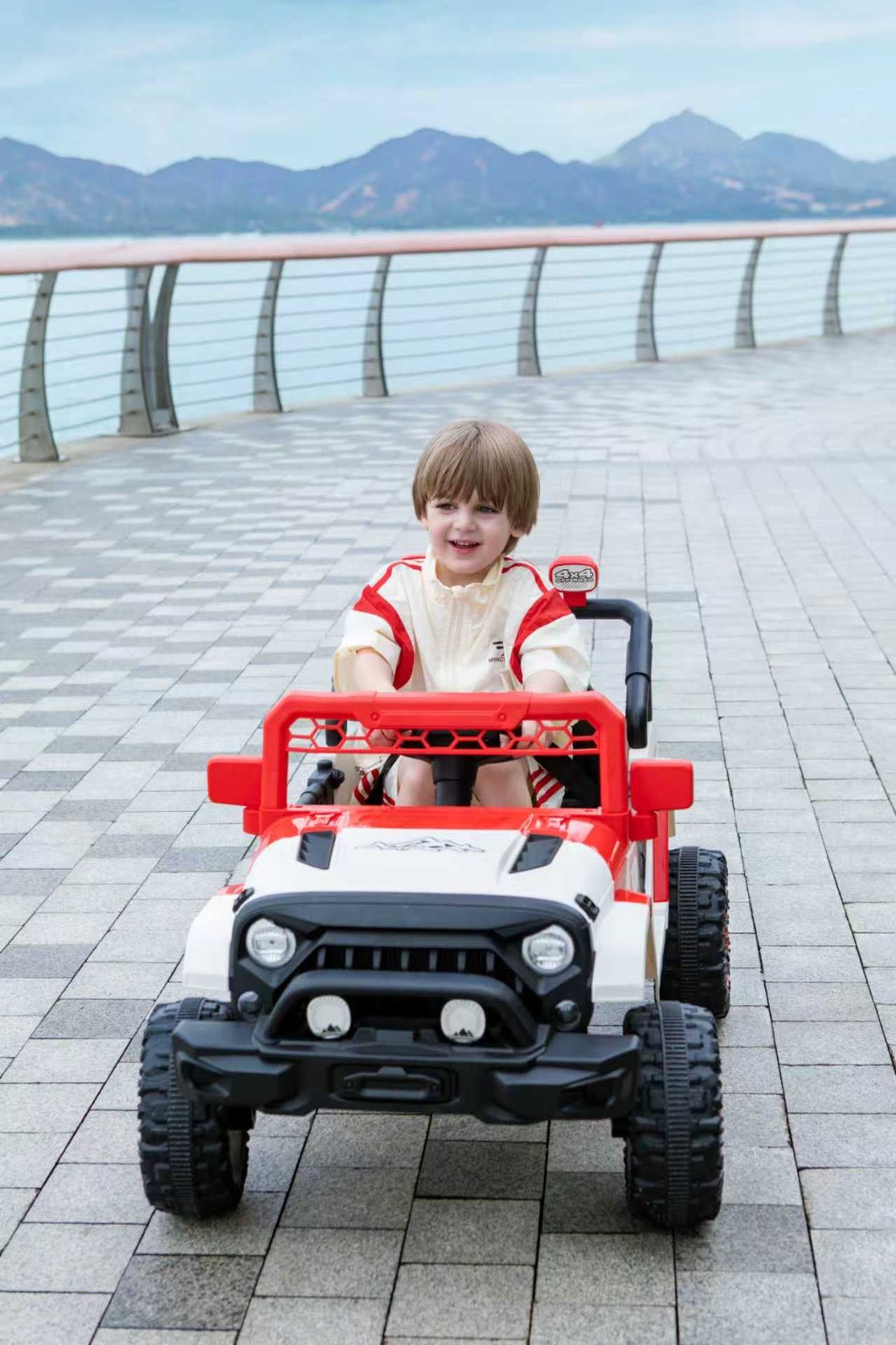 12V Ride on Car with Remote Control LED Lights Music Player for Kids Gift RED