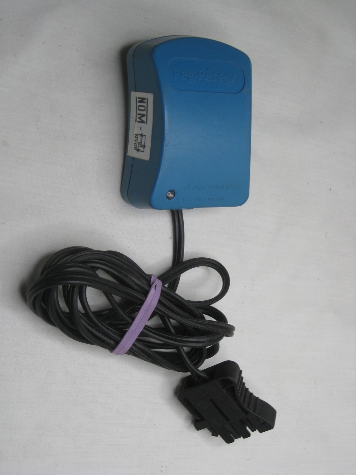 Peg-Perego 25200011 12Vdc 12W original charger electrical charging plug oem