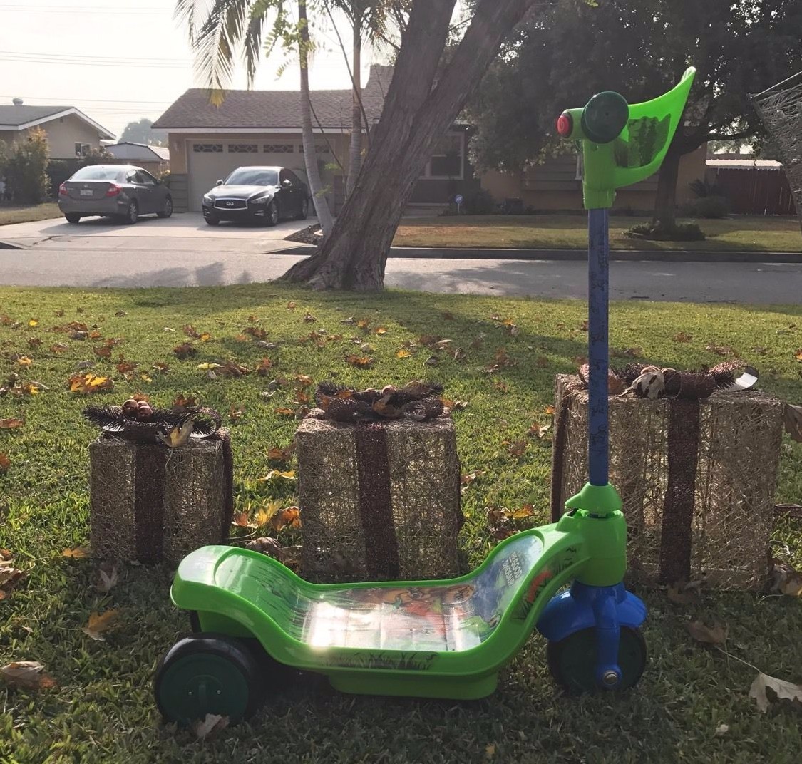 Huffy Disney Pixar The Good Dinosaur 6v Battery Powered Ride on Scooter