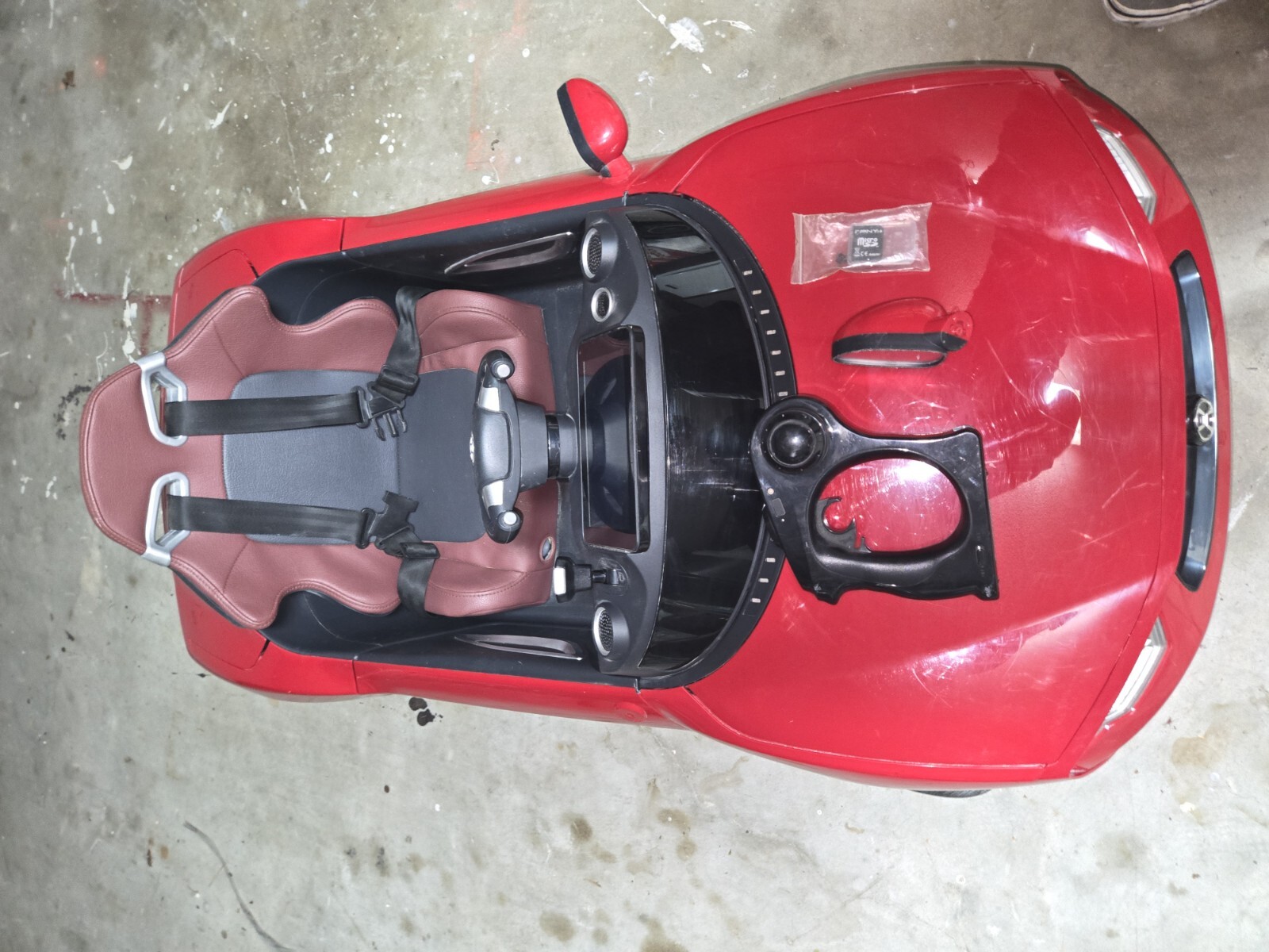 henes broon f8 24v Ride In Car One Seat With Remote