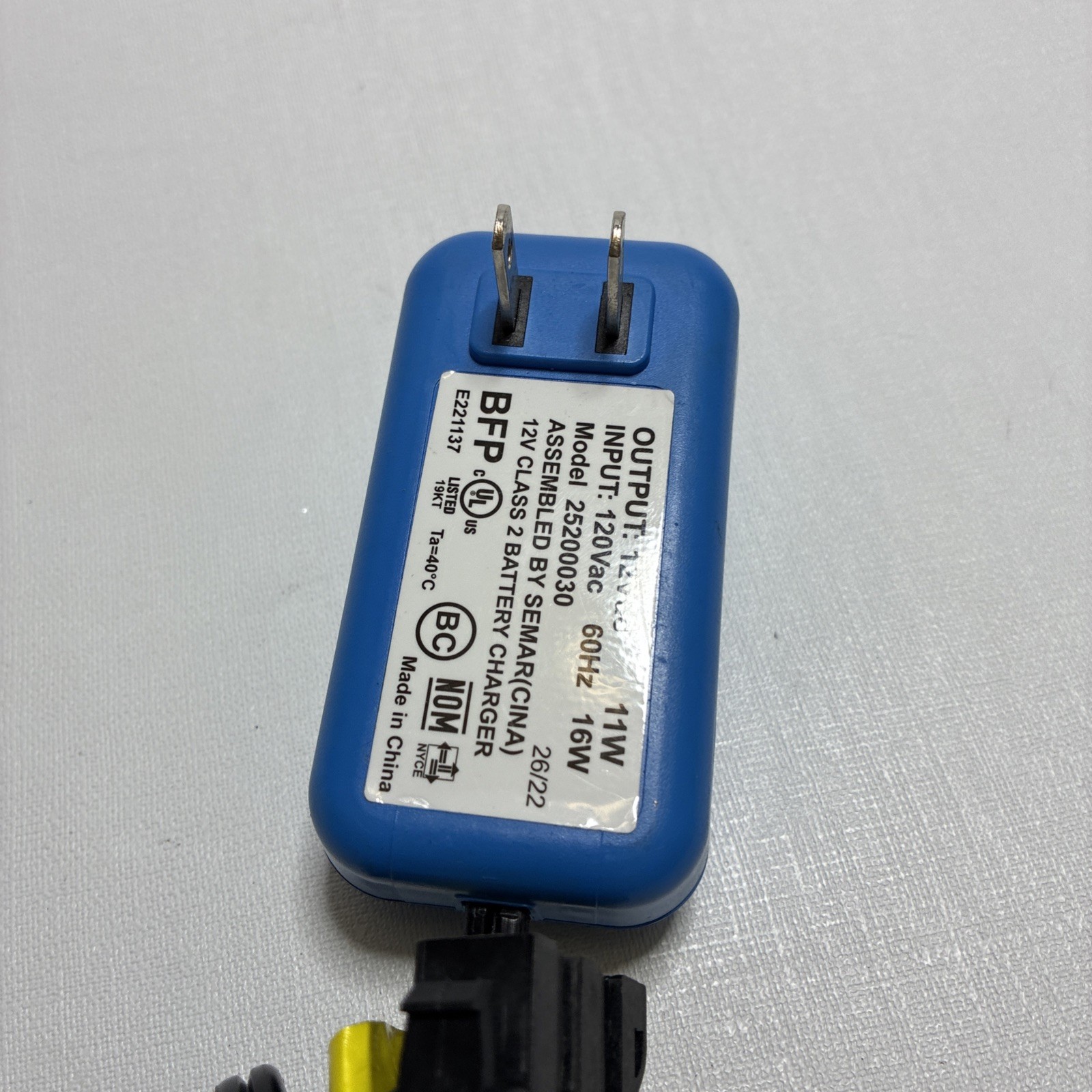Genuine Peg-Perego 12V DC Class 2 Battery Charger Model 25200030