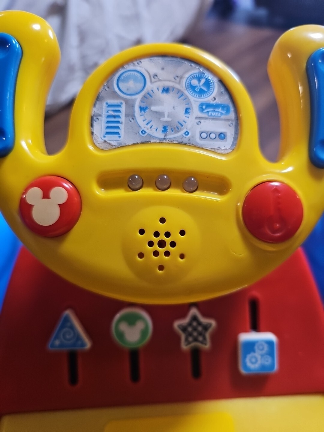 Kiddieland 55376 Disney Lights and Sounds Activity Ride-On Mickey Mouse Plane
