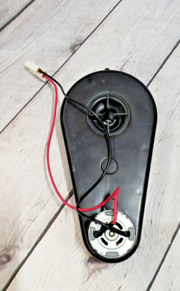 Genuine Kid Trax 12 Volt Motor Gearbox with Connector Right Side