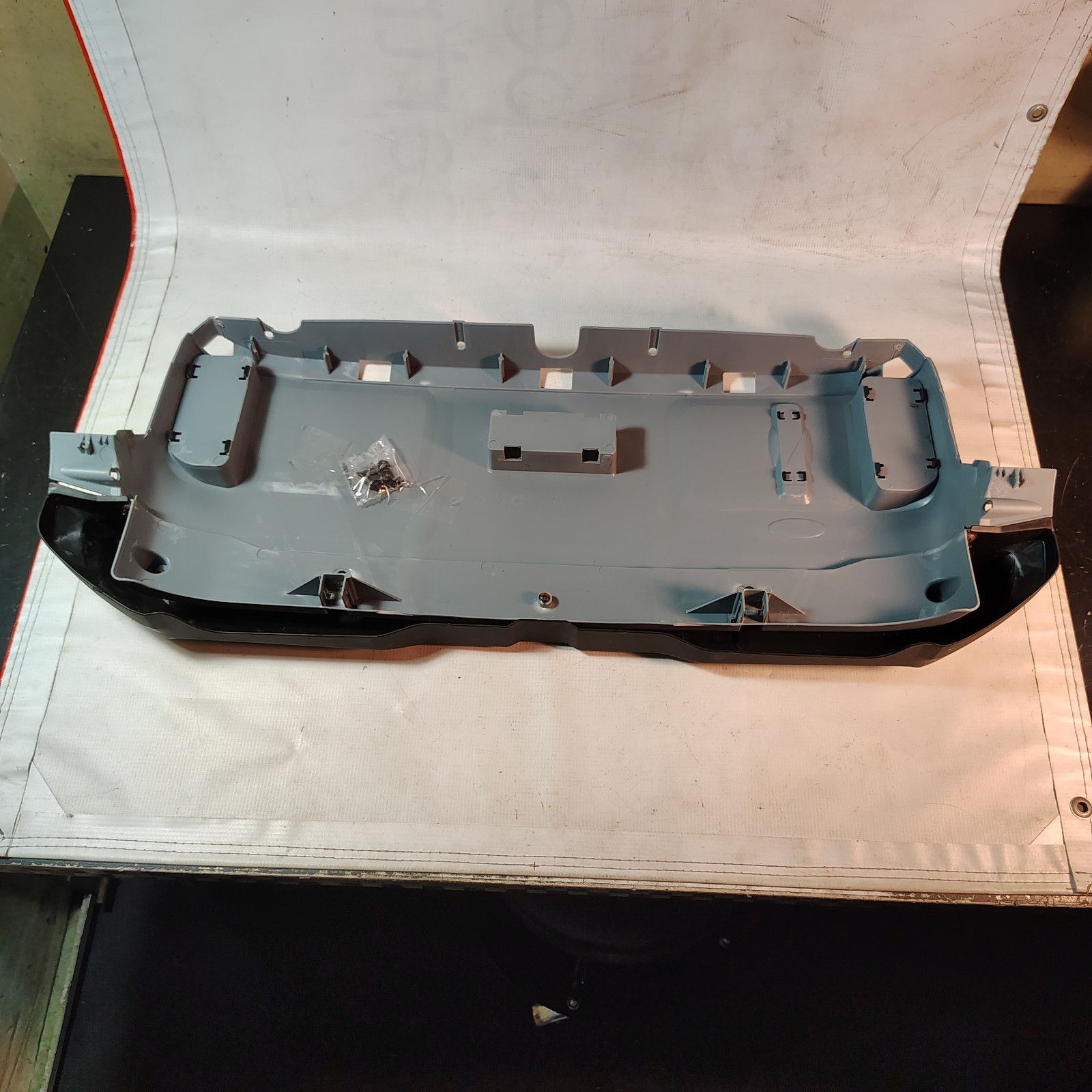 Ford Bronco Power Wheels Parts Rear Bumper Tailgate Assembly