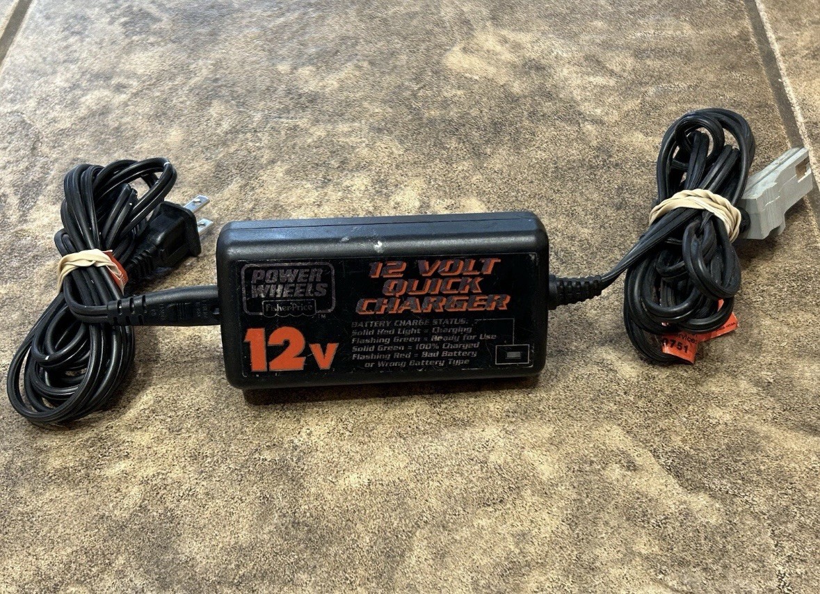 Fisher Price Power Wheels 12 Volt Quick Gray Battery Charger #00801-1429