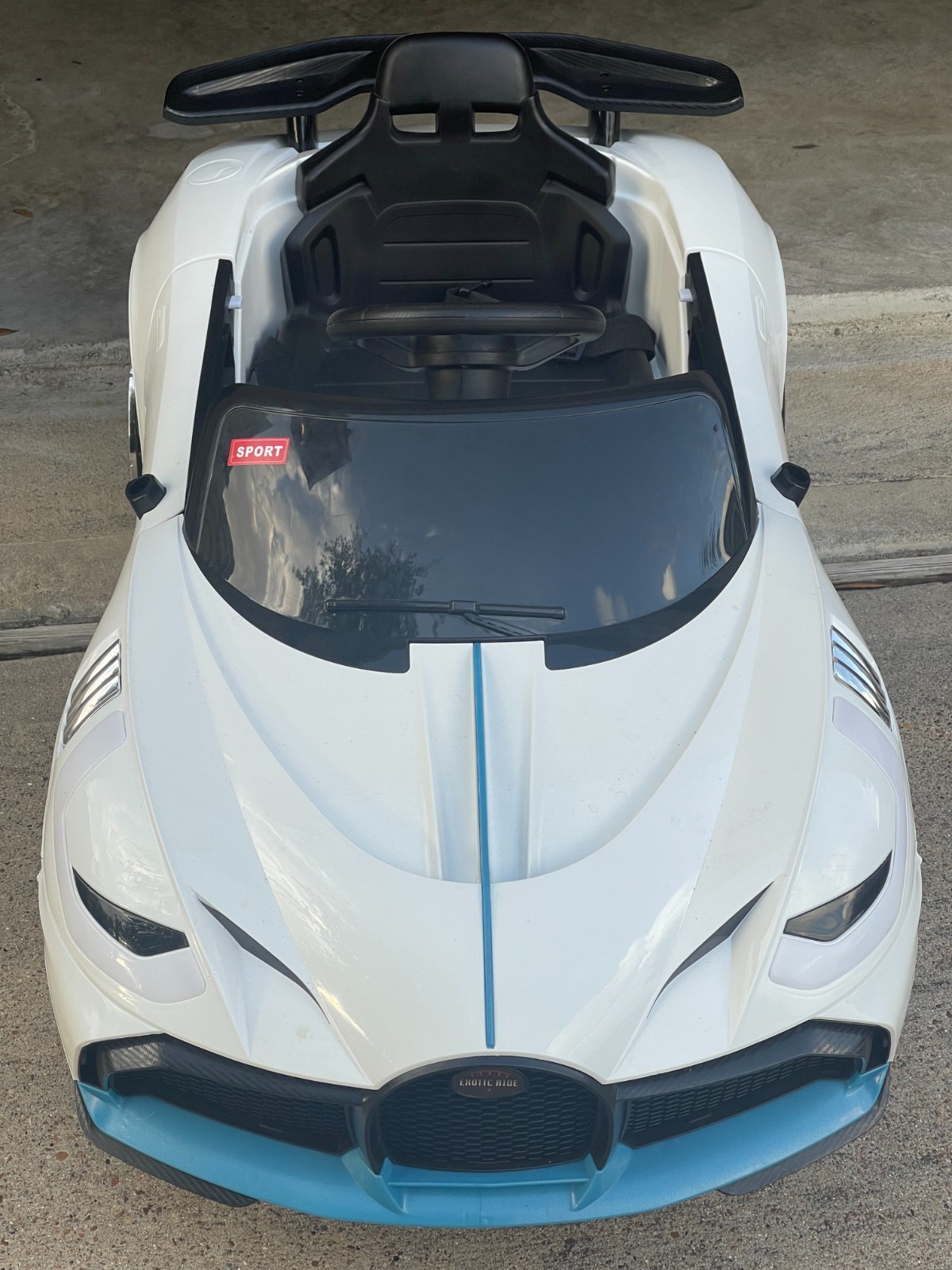 Super Car Ride On Toy – ER-6676, chargeable