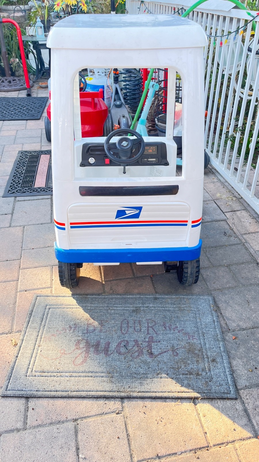 USPS Mail Truck Ride-On Toy with Rechargeable Battery