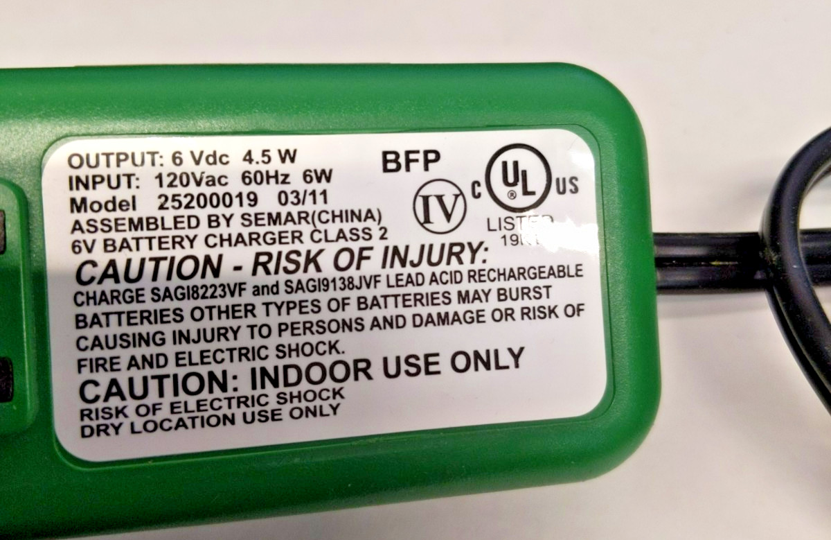 Genuine Peg Perego 6 Volt Charger Part #MECB0085U