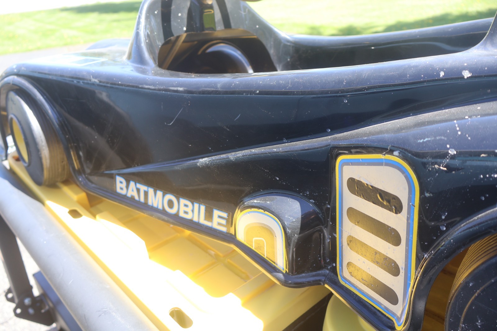 Nice Rare 1989 Mini-Motors Bat-Man Batmobile Power Wheels Motor Car Kingsbury