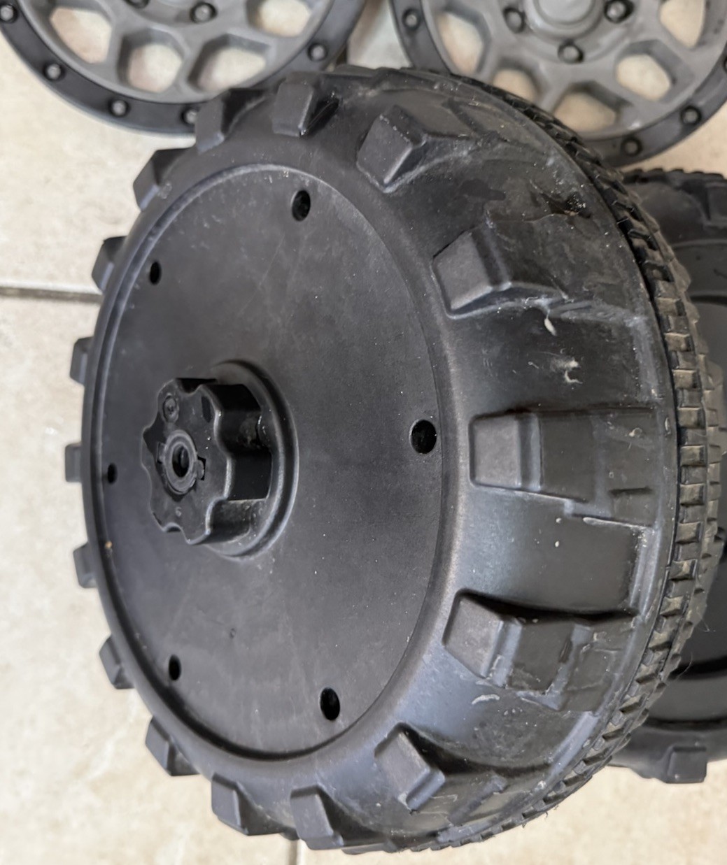 12V Power Wheels Vehicle Front Wheels With Hubcaps