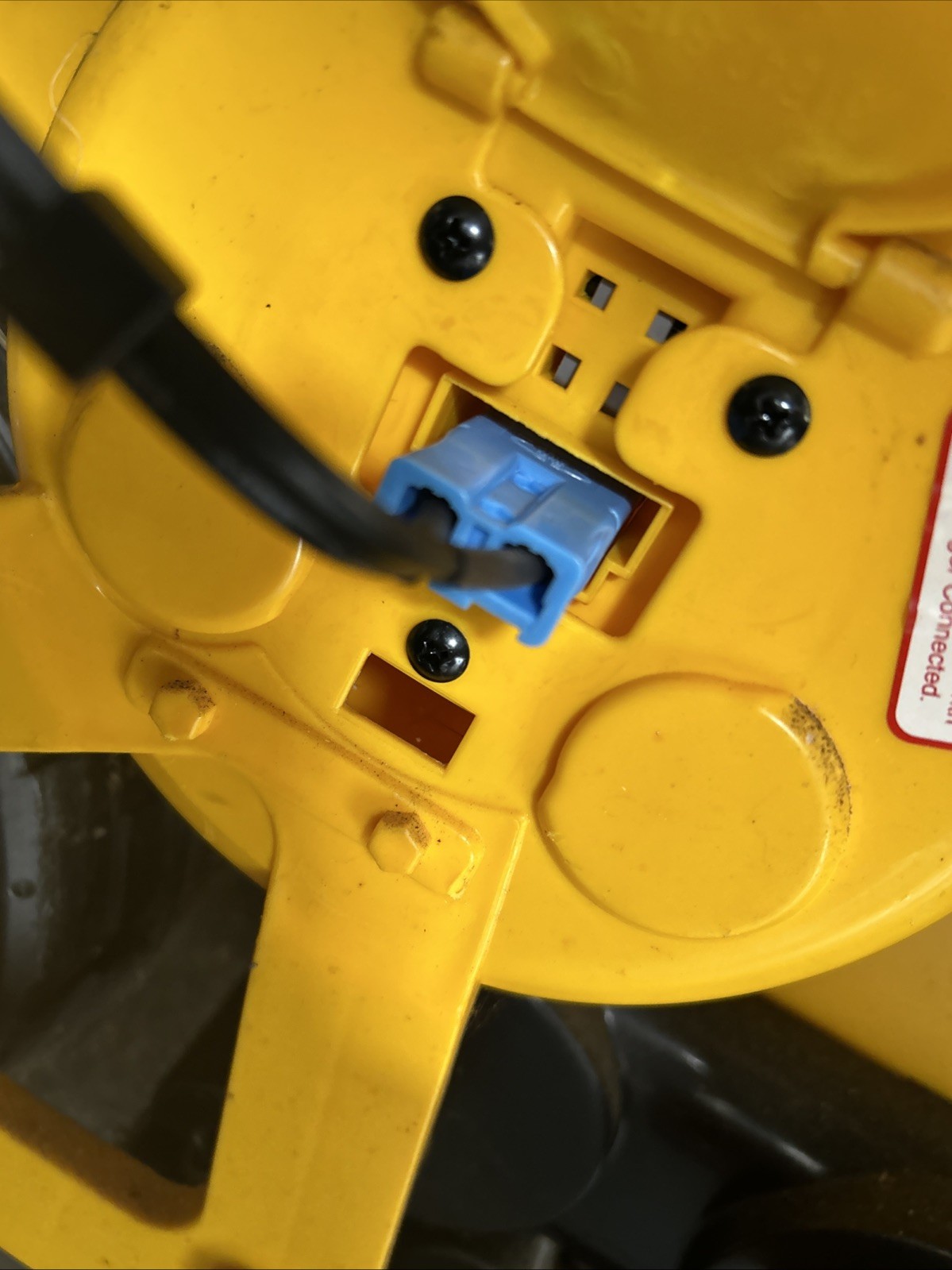 Kid Trax CAT Bull Dozer