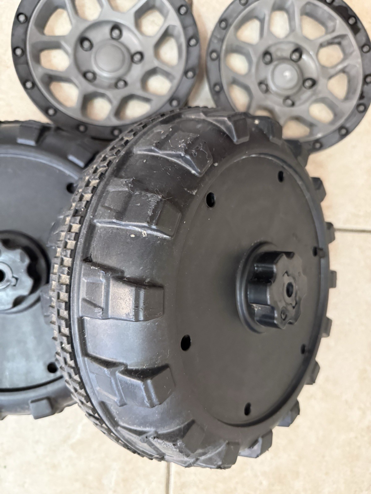 12V Power Wheels Vehicle Front Wheels With Hubcaps