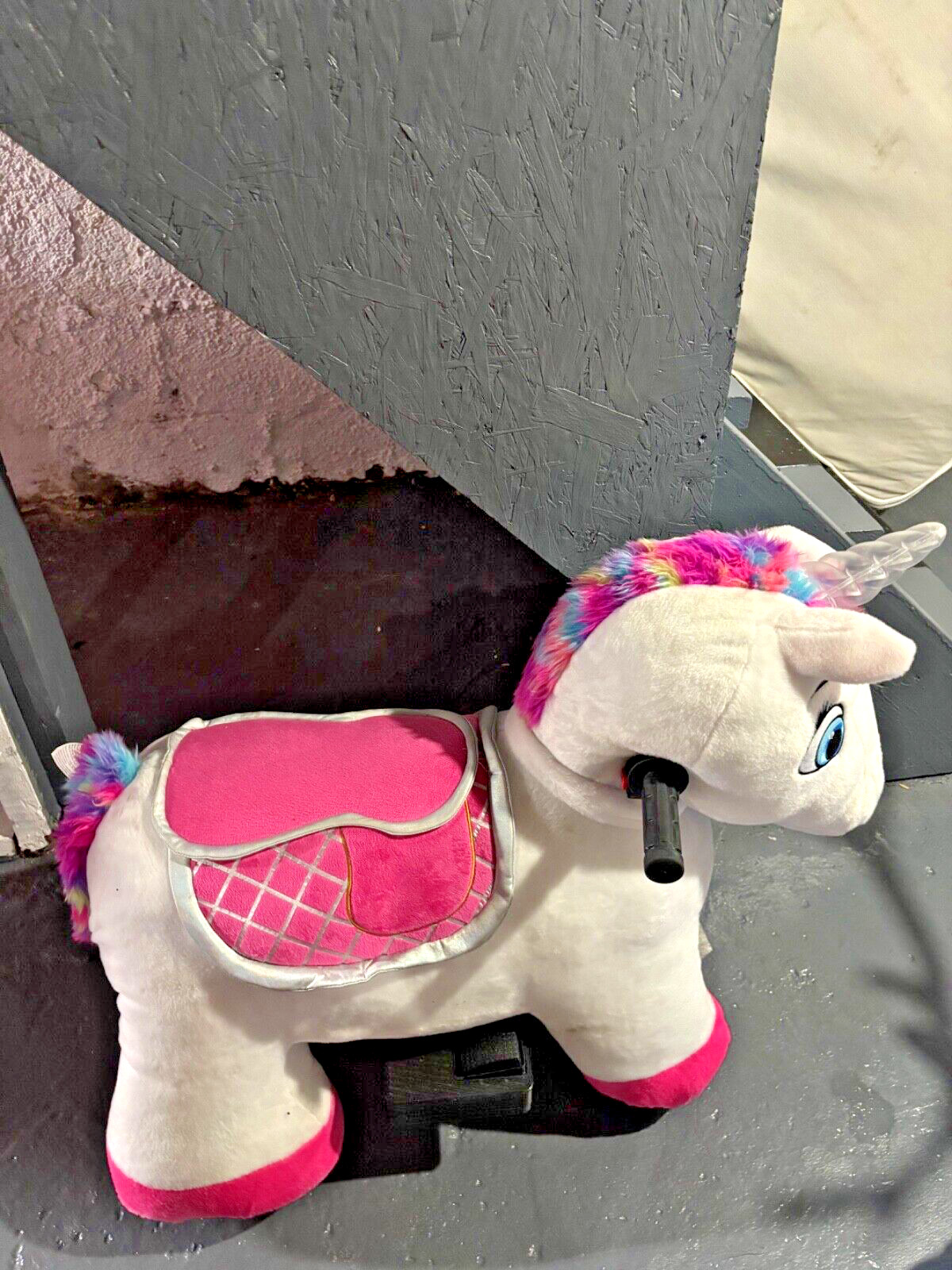 6V Dynacraft Stable Buddies, Battery Powered Ride-on, 1.5-3 Years