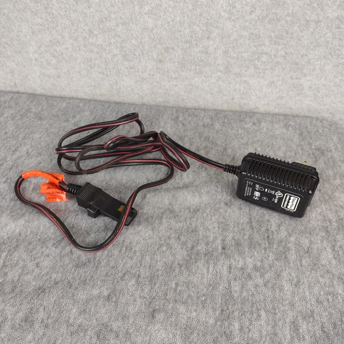 Power Wheels Battery Charger Fisher-Price 00801-1778 12v 1A
