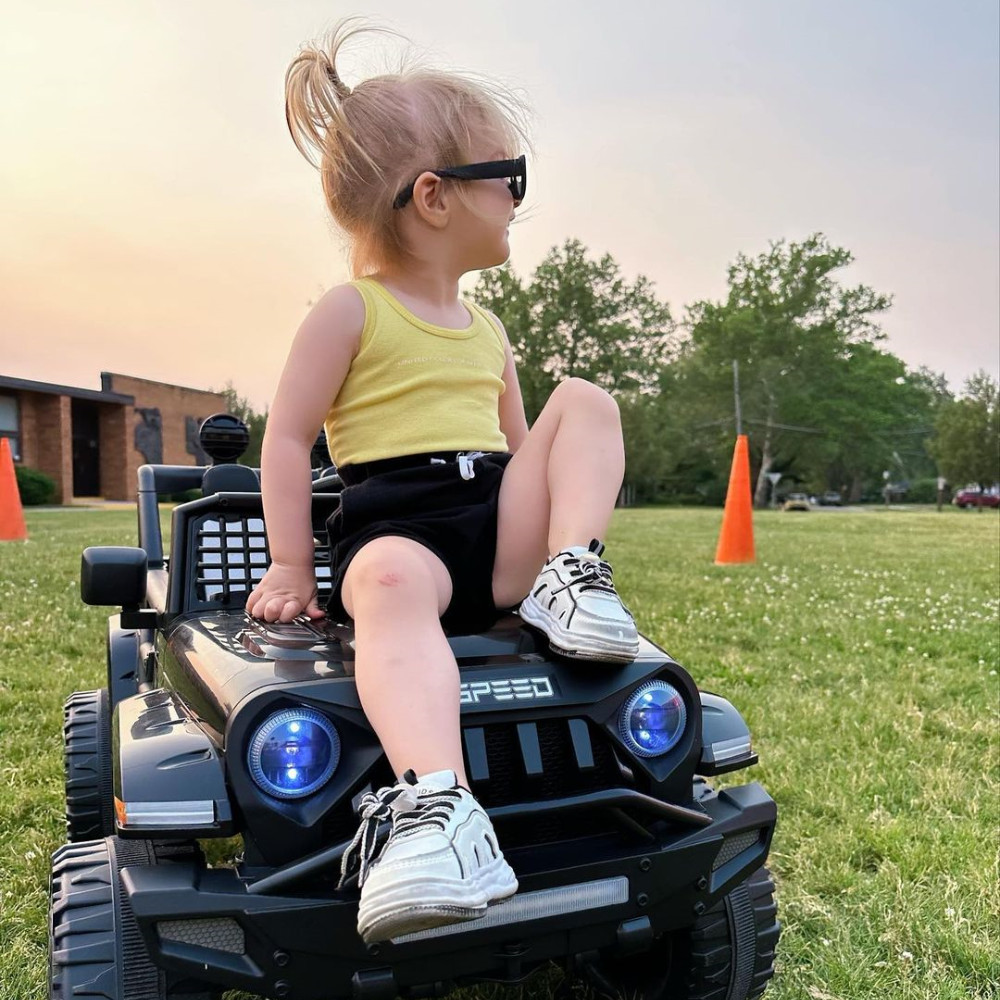 Black 12V Kids Car Power Wheels Ride-on Truck Vehicle w/Remote Control LED Light
