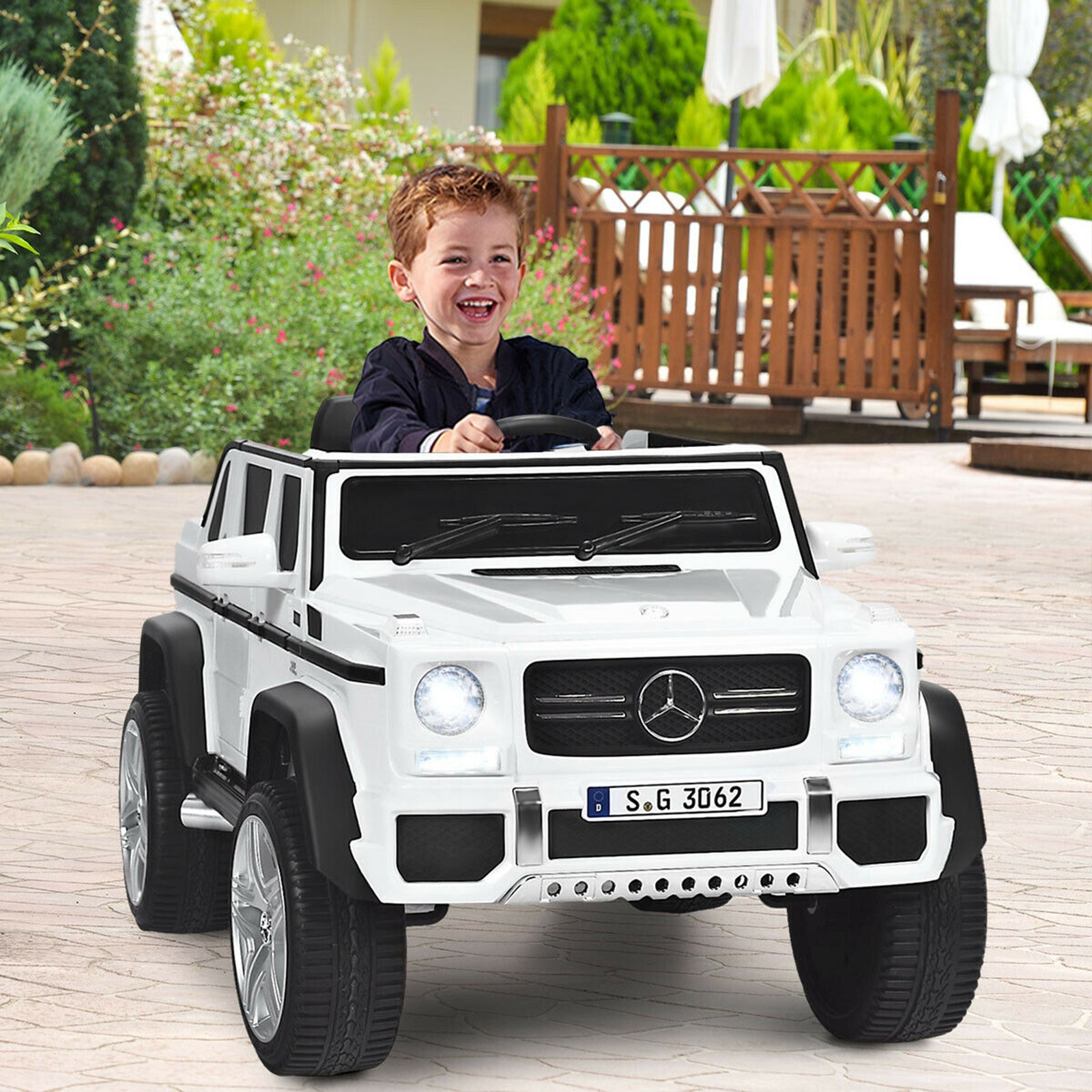 12V Licensed Mercedes-Benz Kids Ride On Car RC Motorized Vehicles w/ Trunk White