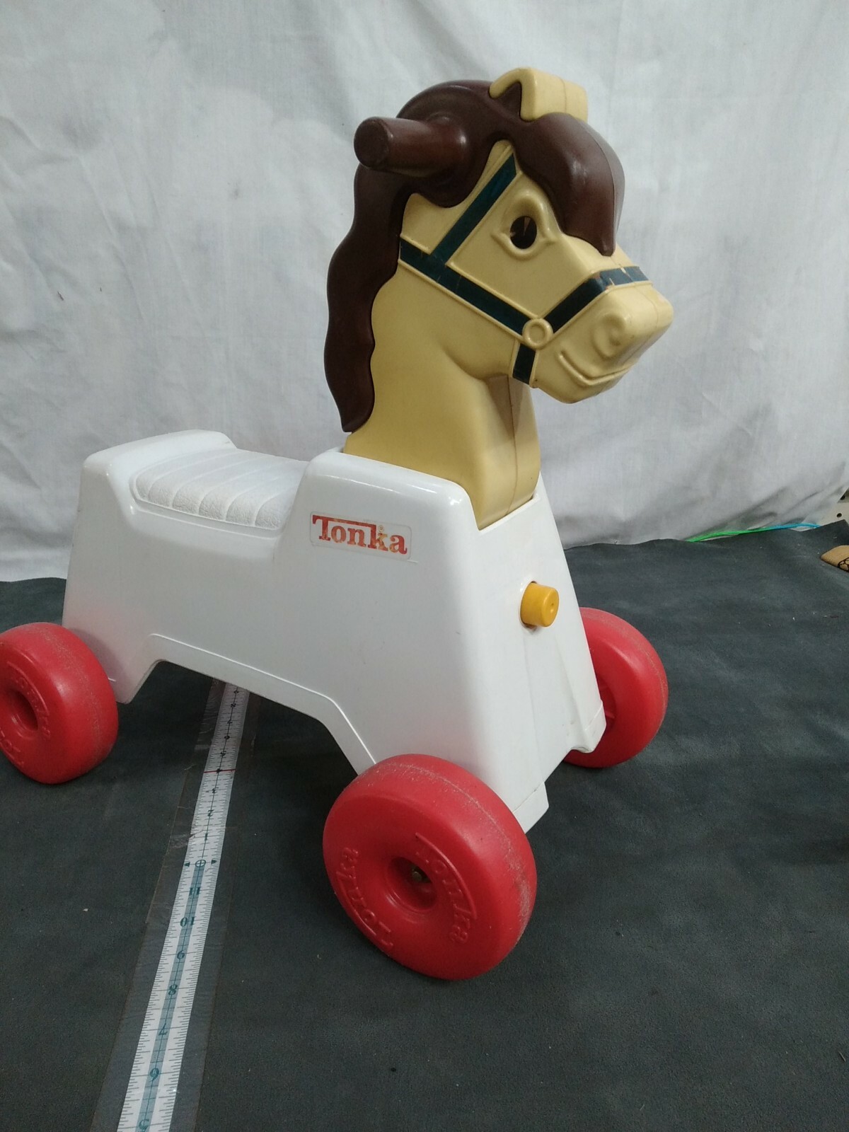 Tonka Ride On Toy With 2 Interchangeable Heads preowned