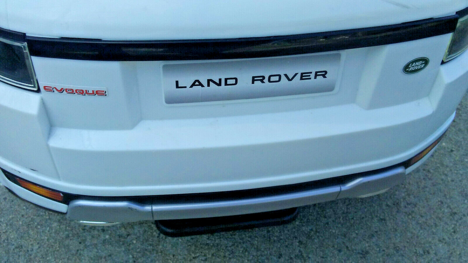 Land Rover Evoque Ride-On Range Rover Push Car White Jeep 28.5″ Long
