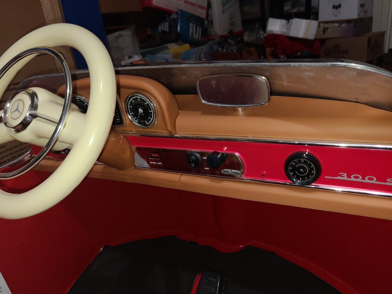 RARE – Kid Trax Mercedes-Benz SL300 12V Electric Ride-On Car For 2 – IOB