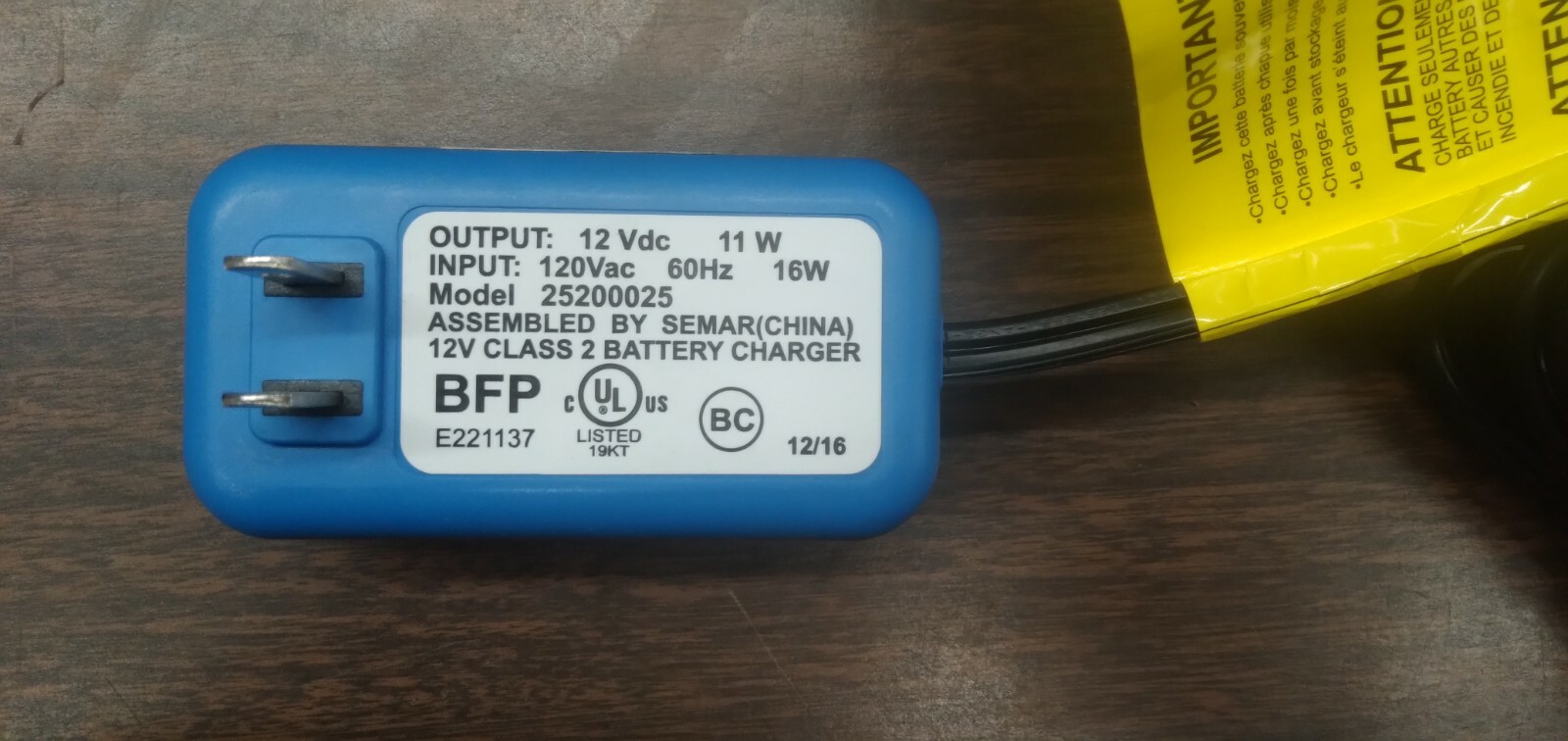 12-Volt Charger for for Peg-Perego Battery