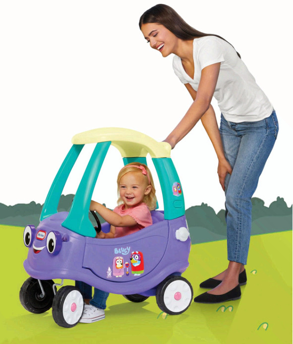 Bluey Grannies Car Coupe Ride-On with Accessories, Ages 1.5-5 Years