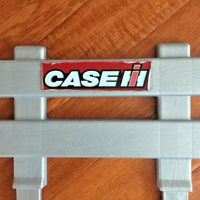 Peg Perego Case IH Magnum Trailer Used Parts Lot (FRAME NOT INCLUDED) Good Cond