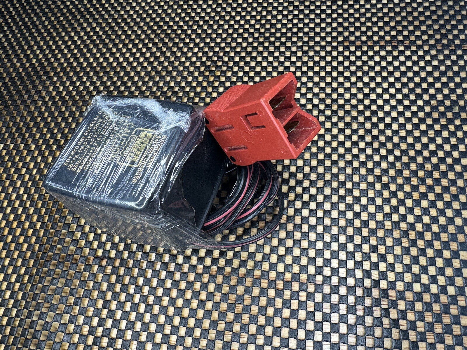 Powerwheels OEM Charger – Model BC-120-61200 6-volt 7.2 Watt