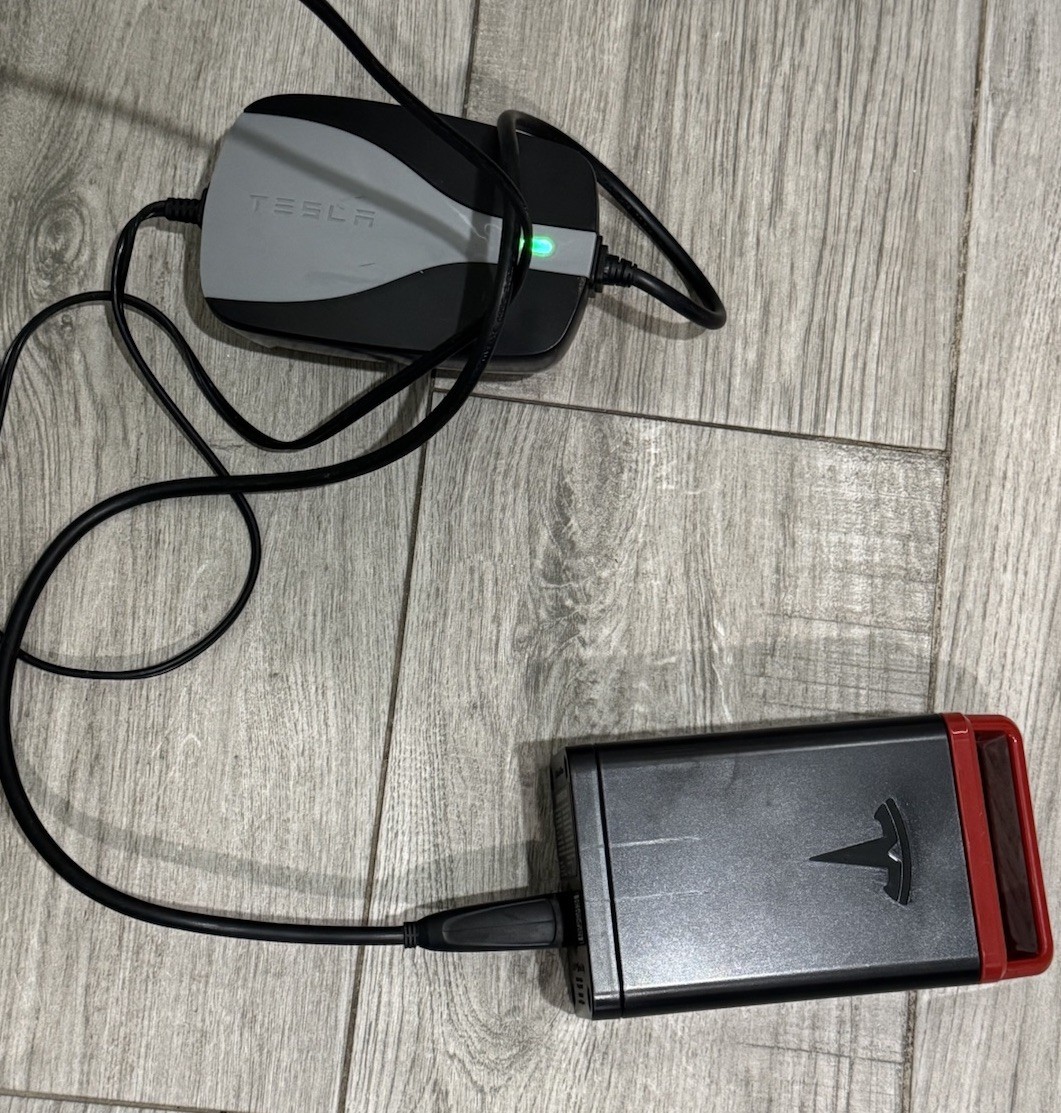 Radio Flyer Tesla Model S Electric Car – Works – W/ Charger