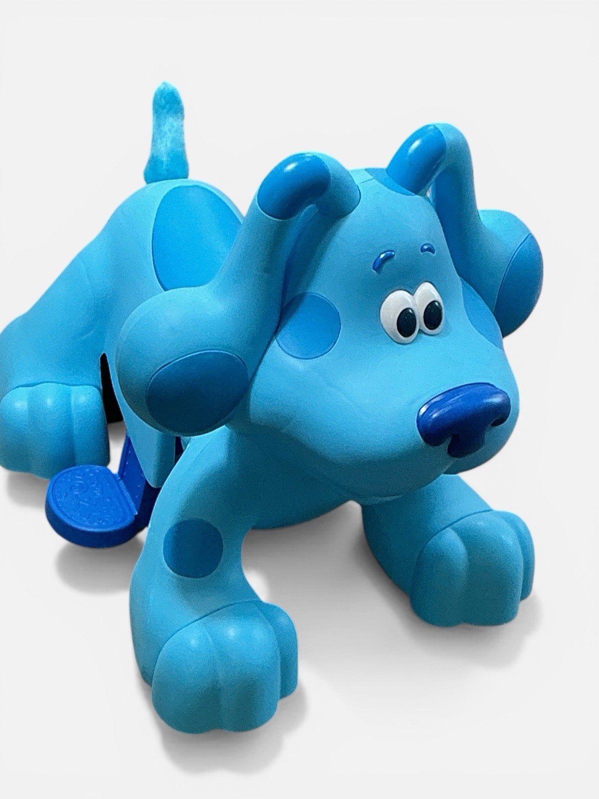 Blue’s Clues Snack Time Ride-On Toy for 18-30 Months, Rechargeable Battery Bluey