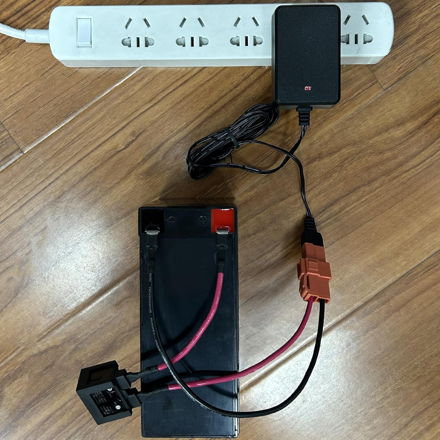 Cargador de batería de 12 voltios para juguetes de montar y cable de batería