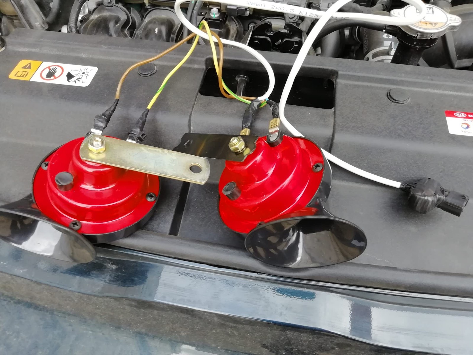 Train Horn for Trucks – 130 DB Super Loud Boat Horn Marine, 12V Waterproof El…