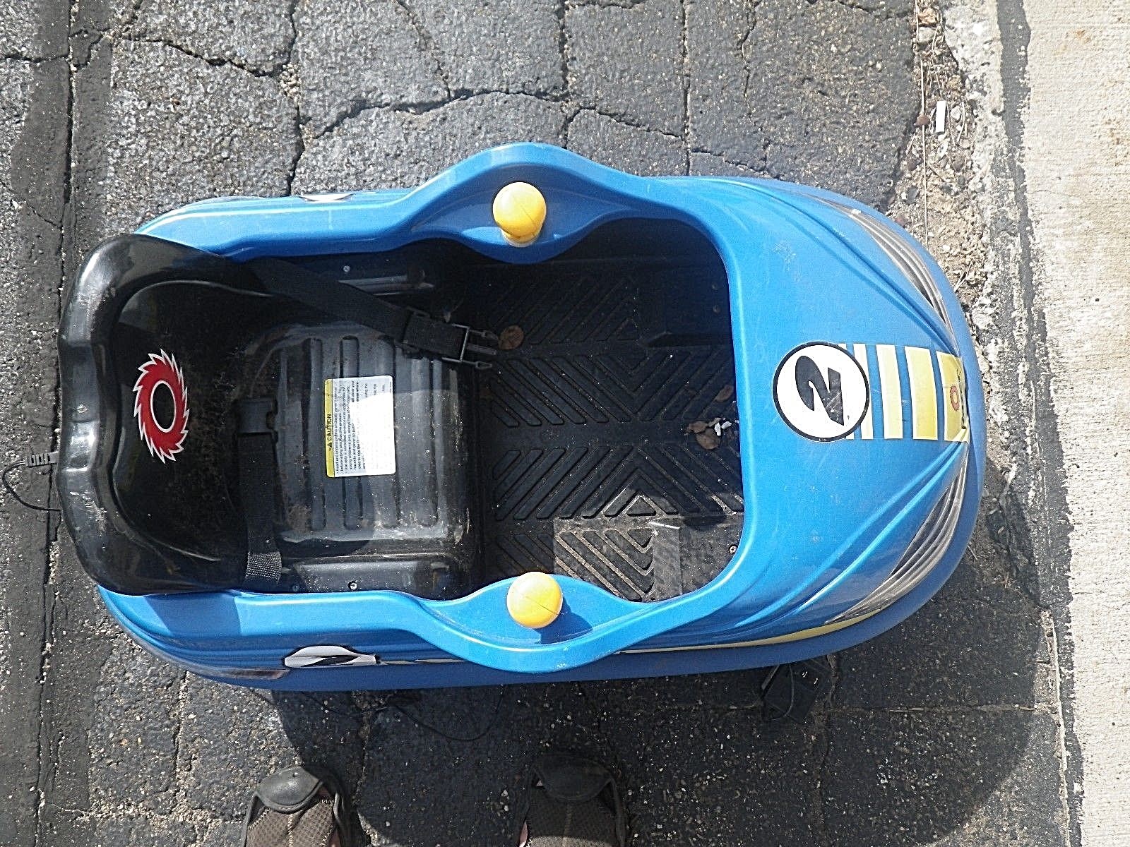 Razor Bumper Buggie Electric Bumper Car Blue Ride On Amusement Park Style